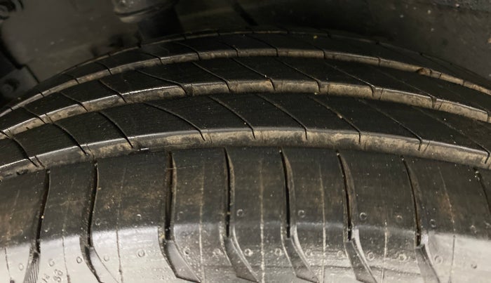 2019 Tata NEXON XM 1.5, Diesel, Manual, 70,862 km, Right Rear Tyre Tread