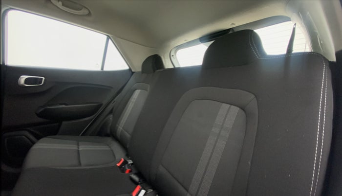 2021 Hyundai VENUE S MT 1.2 KAPPA, Petrol, Manual, 8,555 km, Right Side Rear Door Cabin