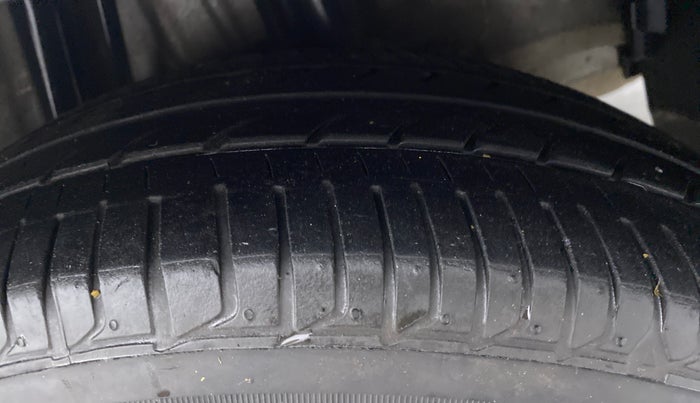 2018 Honda City V CVT, CNG, Automatic, 91,698 km, Left Rear Tyre Tread