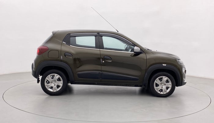 2021 Renault Kwid 1.0 RXT Opt, Petrol, Manual, 4,369 km, Right Side View