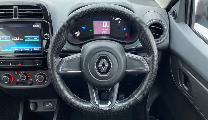 2021 Renault Kwid 1.0 RXT Opt, Petrol, Manual, 4,369 km, Steering Wheel Close Up