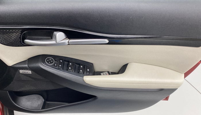2019 KIA SELTOS HTX+ AT 1.5 DIESEL, Diesel, Automatic, 75,547 km, Driver Side Door Panels Control