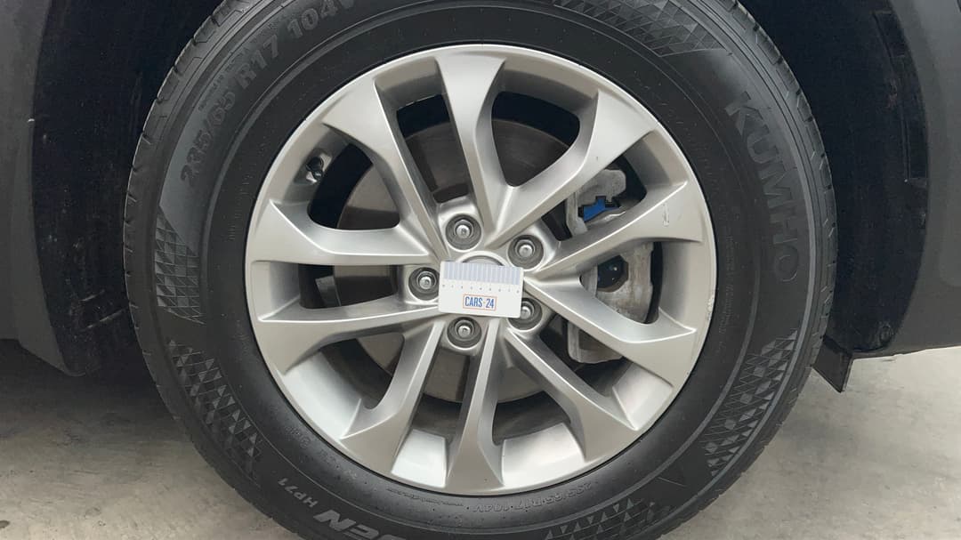 2023 Hyundai Santa Fe Crdi (AWD), Automatic, 50724 km, Wheels Rim Front RHS Gutter Rash