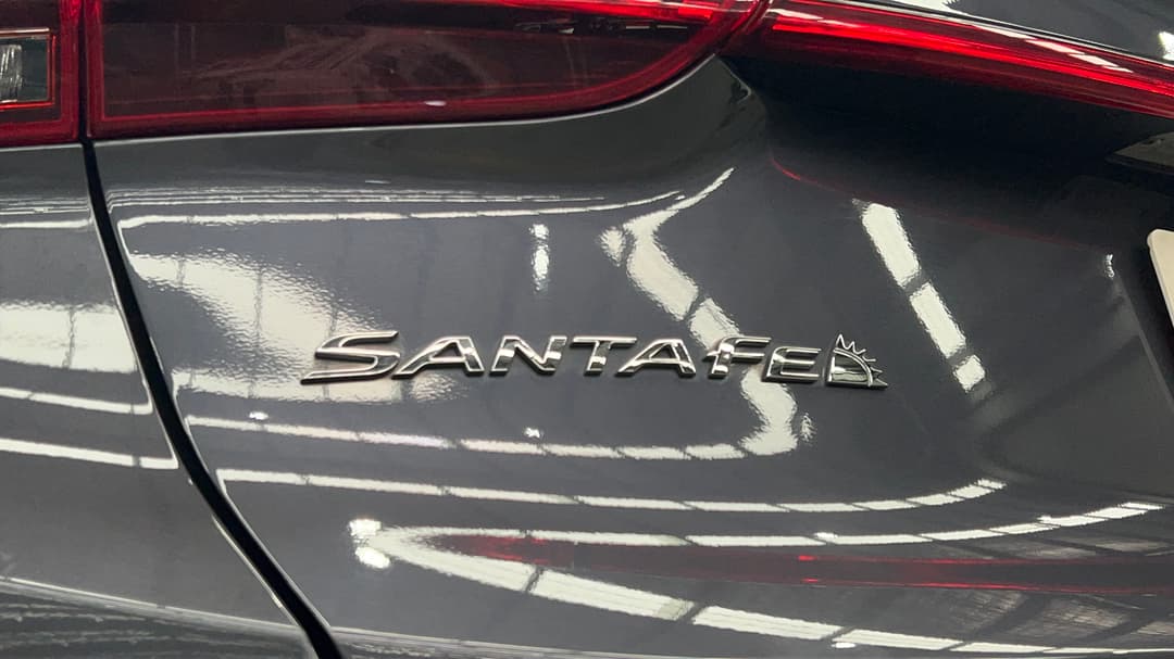 2023 Hyundai Santa Fe Crdi (AWD), Automatic, 50724 km, Badge (Boot Left Side)