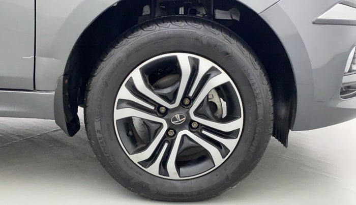 2022 Tata Tiago XZ PLUS CNG, CNG, Manual, 22,704 km, Right Front Wheel