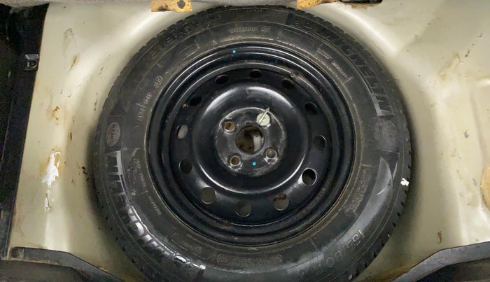 2015 Maruti Swift VXI, Petrol, Manual, 74,548 km, Spare Tyre