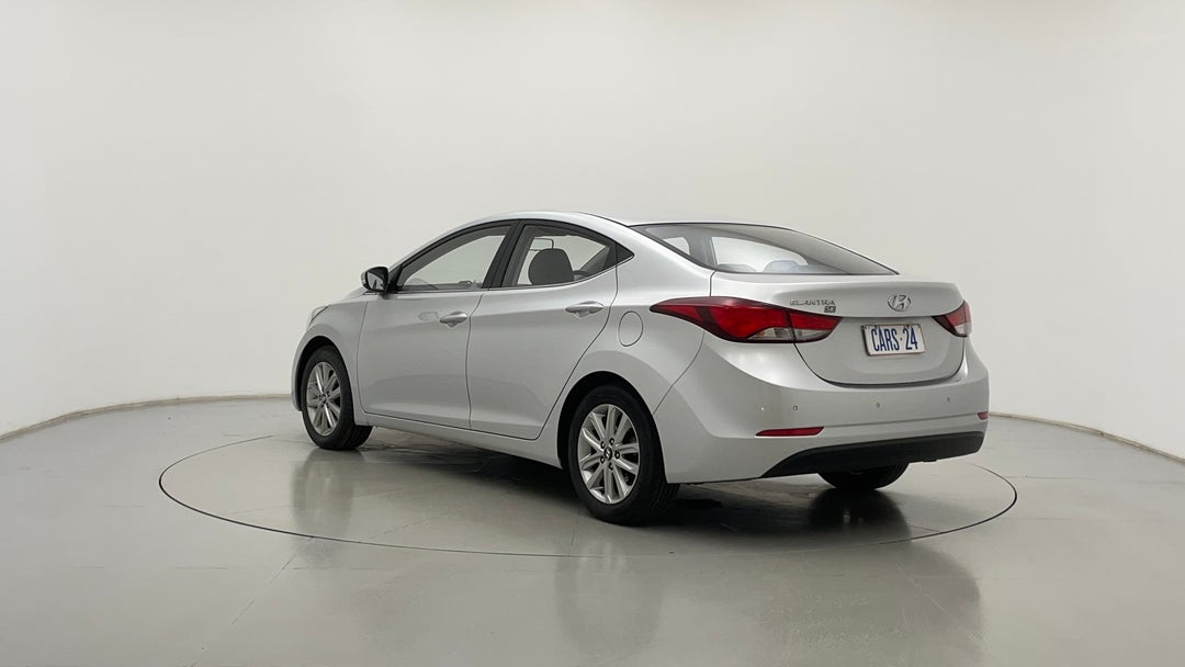 Left Back Diagonal (45- Degree) View