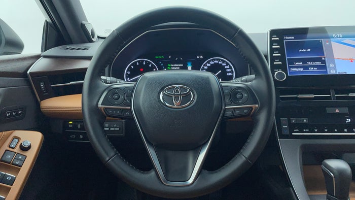 TOYOTA AVALON-Steering Wheel Close-up