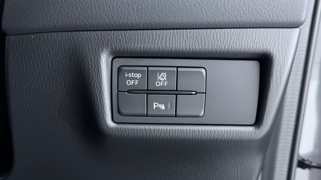 2022 Mazda CX-5 Touring (AWD), Automatic, 24945 km, Utility Switches/Buttons