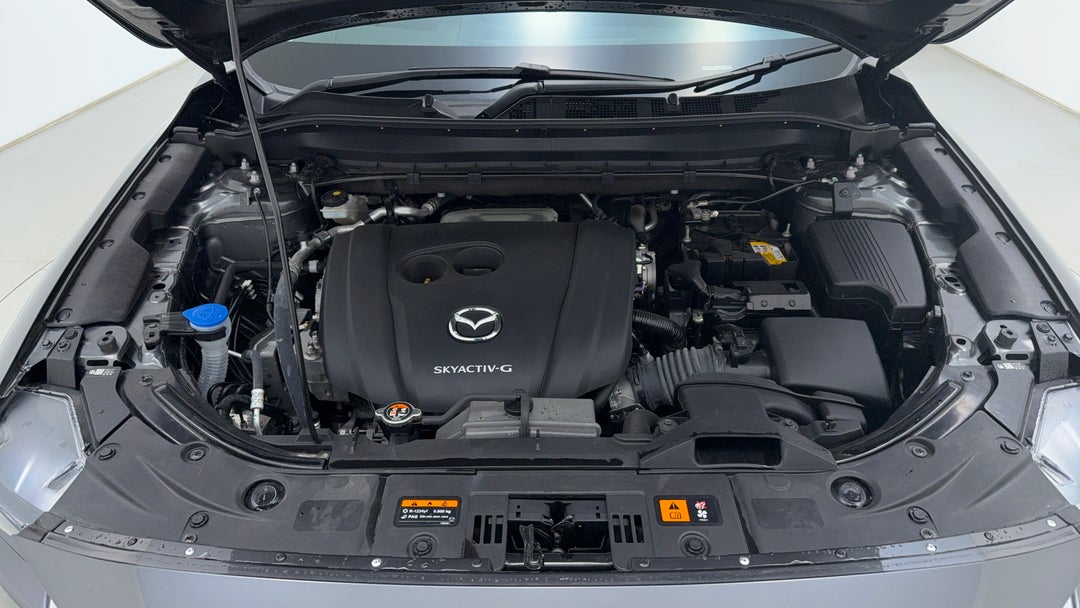 Open Bonnet (Engine)