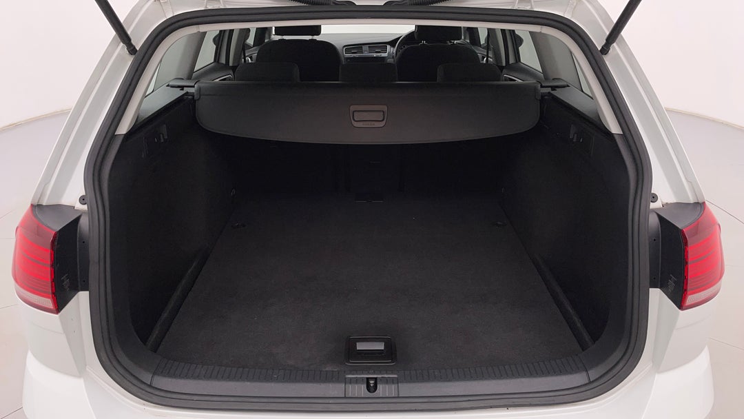 2018 Volkswagen Golf 110 Tsi Comfortline, Automatic, 131359 km, Boot Inside View