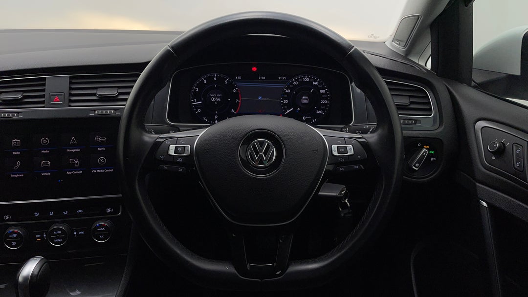 2018 Volkswagen Golf 110 Tsi Comfortline, Automatic, 131359 km, Steering Wheel Close-up