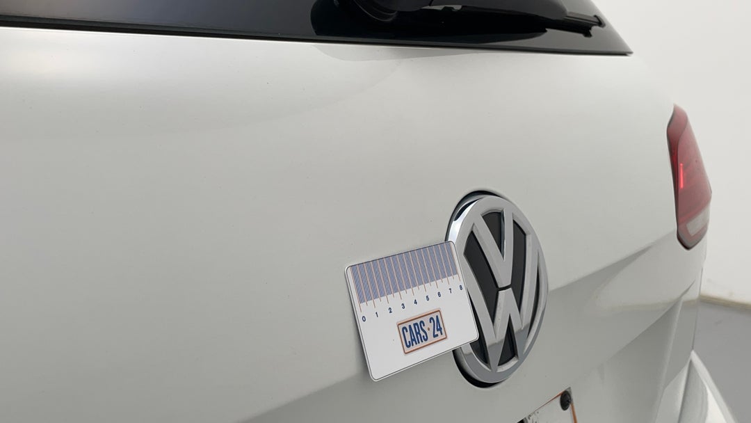 2018 Volkswagen Golf 110 Tsi Comfortline, Automatic, 131359 km, Boot / Tailgate Tailgate Dent