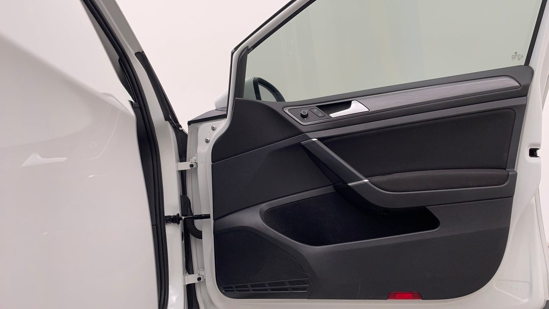 2018 Volkswagen Golf 110 Tsi Comfortline, Automatic, 131359 km, Speaker View