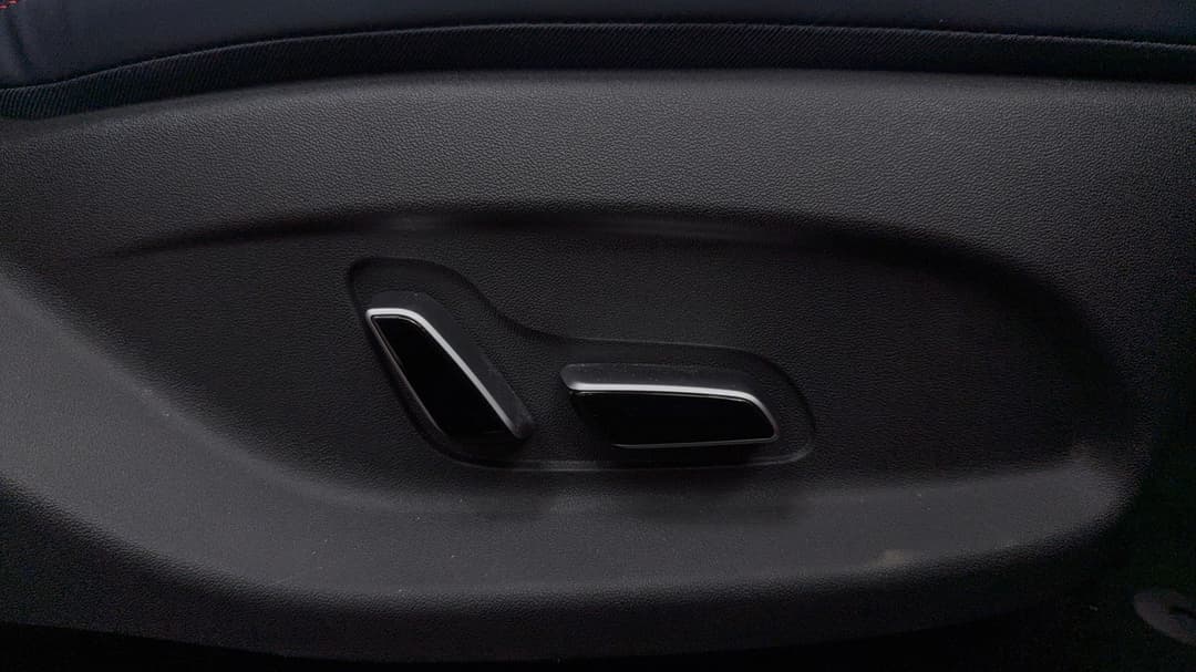 2023 Byd Atto 3 Standard Range, Automatic, 6645 km, Drivers Side Adjustment Panel