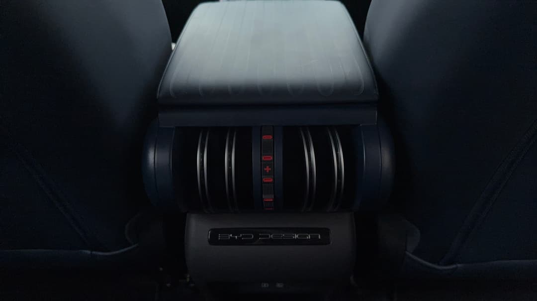 2023 Byd Atto 3 Standard Range, Automatic, 6645 km, Rear A/C Vent