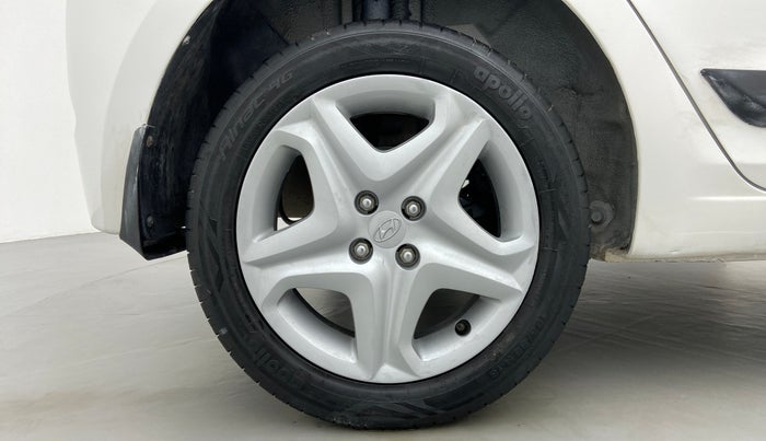 2017 Hyundai Elite i20 ASTA 1.2, Petrol, Manual, 31,450 km, Right Rear Wheel