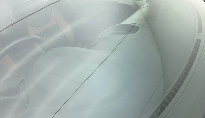 2018 Ford FREESTYLE AMBIENTE 1.5 DIESEL, Diesel, Manual, 37,625 km, Front windshield - Minor spot on windshield