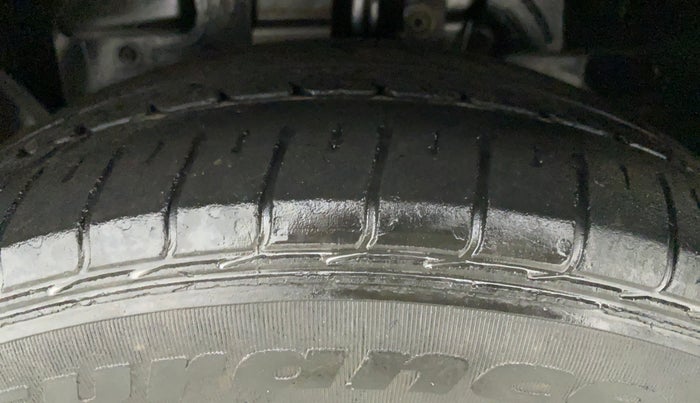 2018 Ford FREESTYLE AMBIENTE 1.5 DIESEL, Diesel, Manual, 37,625 km, Left Front Tyre Tread