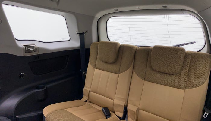 2018 Mahindra XUV500 W7, Diesel, Manual, 85,786 km, Third Seat Row ( optional )