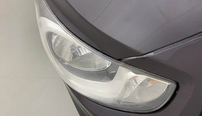 2013 Hyundai Verna FLUIDIC 1.6 CRDI SX, Diesel, Manual, 82,369 km, Right headlight - Faded