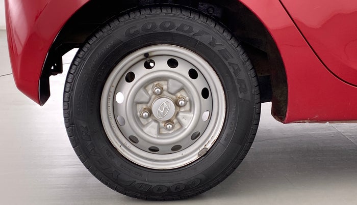 2017 Hyundai Eon ERA PLUS (O), Petrol, Manual, 48,409 km, Right Rear Wheel