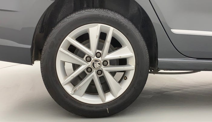 2019 Skoda Rapid Style 1.5 TDI AT, Diesel, Automatic, 64,884 km, Right Rear Wheel
