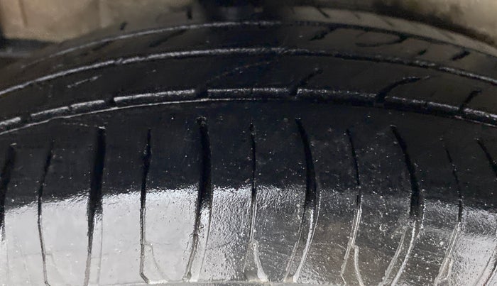 2018 Maruti Celerio VXI CNG D, CNG, Manual, 71,966 km, Right Rear Tyre Tread