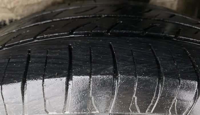 2018 Maruti Celerio VXI CNG D, CNG, Manual, 71,966 km, Left Rear Tyre Tread