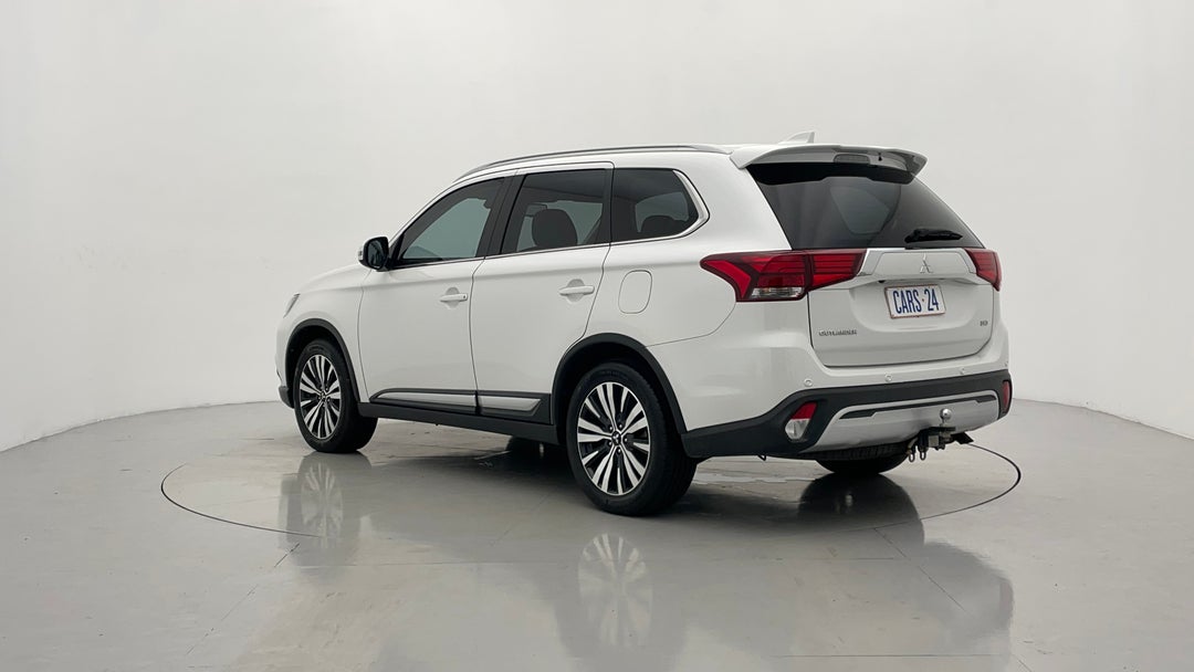 Left Back Diagonal (45- Degree) View