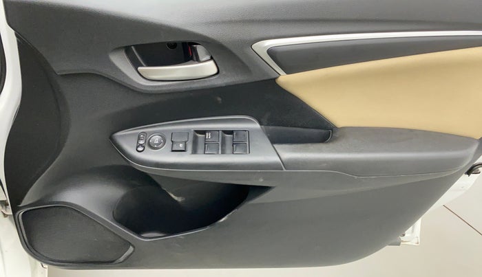 2017 Honda Jazz 1.2L I-VTEC V AT, Petrol, Automatic, 45,391 km, Driver Side Door Panels Control
