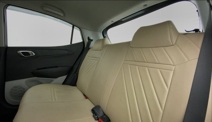 2020 Hyundai GRAND I10 NIOS SPORTZ 1.2 AT, Petrol, Automatic, 39,876 km, Right Side Rear Door Cabin