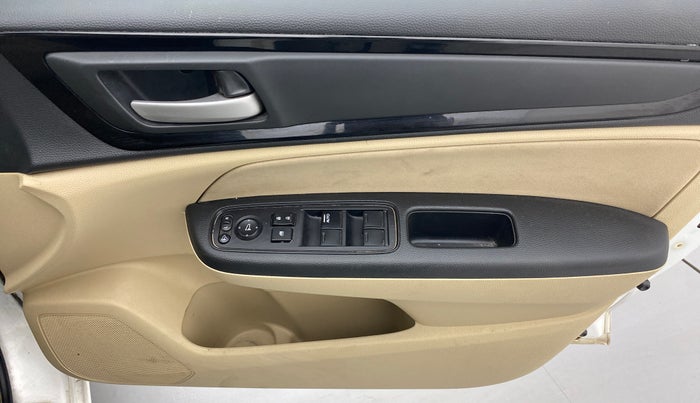 2018 Honda Amaze 1.2L I-VTEC S, Petrol, Manual, 82,077 km, Driver Side Door Panels Control