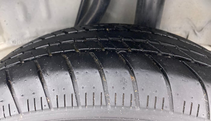 2018 Honda Amaze 1.2L I-VTEC S, Petrol, Manual, 82,077 km, Left Rear Tyre Tread