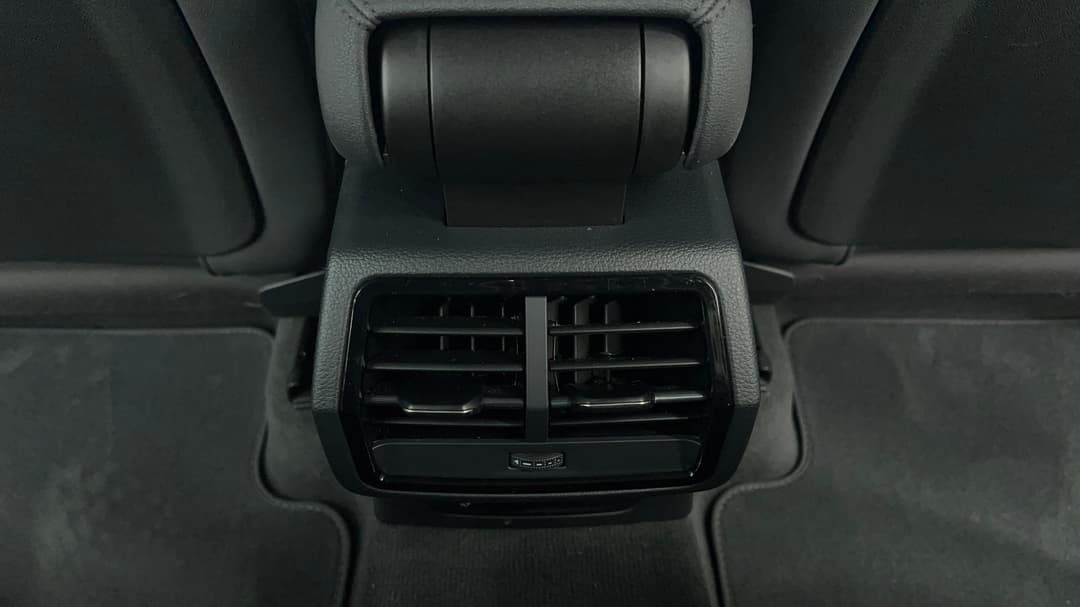 2020 Audi Q3 35 Tfsi Launch Edition, Automatic, 60192 km, Rear A/C Vent