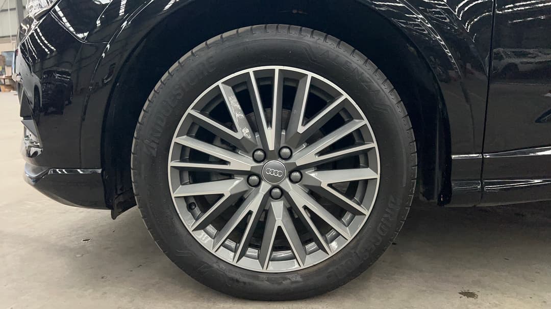 2020 Audi Q3 35 Tfsi Launch Edition, Automatic, 60192 km, Left Front Wheel
