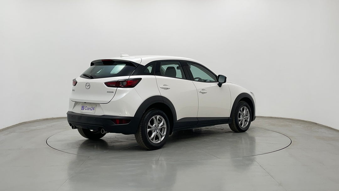 Right Back Diagonal (45- Degree) View