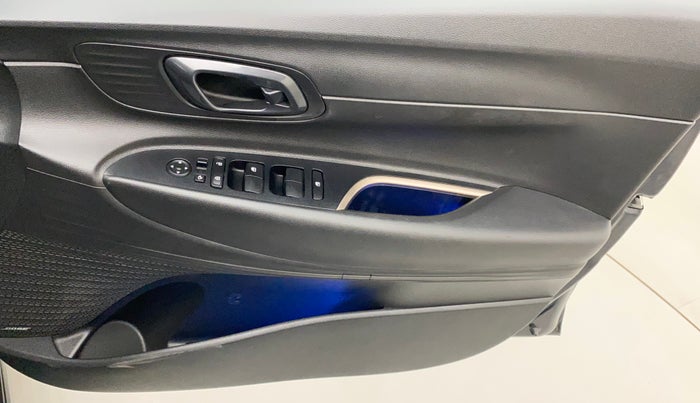 2022 Hyundai NEW I20 ASTA (O) 1.2 AT, Petrol, Automatic, 12,885 km, Driver Side Door Panels Control