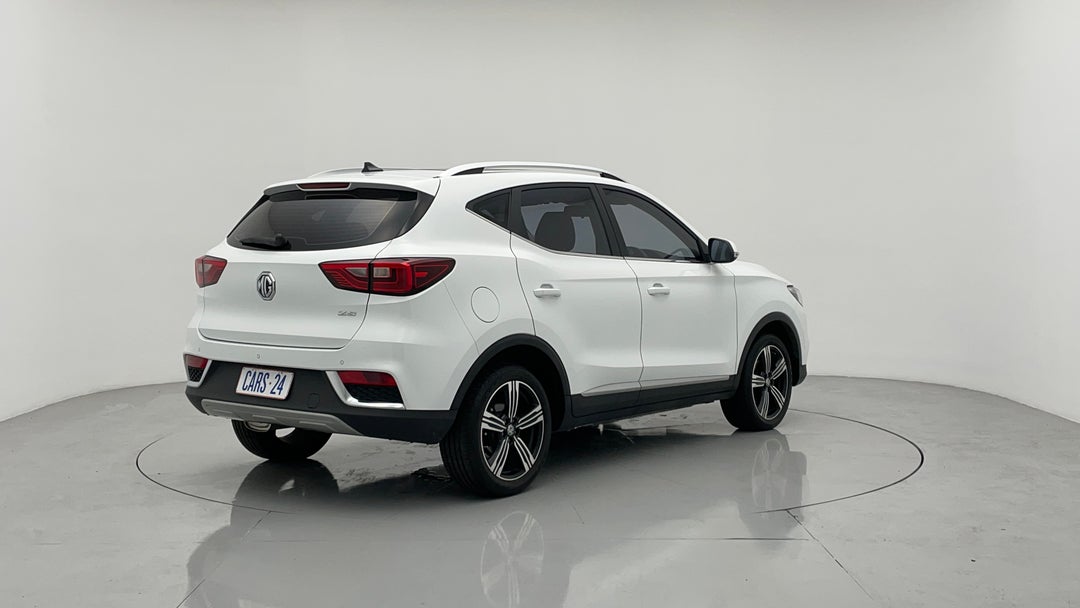 Right Back Diagonal (45- Degree) View