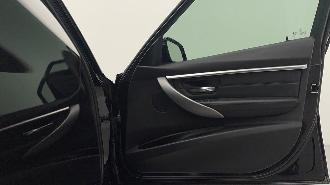 2018 BMW 3 30i M Sport, Automatic, 78379 km, Speaker View