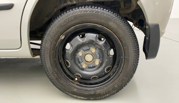 2011 Maruti Zen Estilo VXI, Petrol, Manual, 49,508 km, Left Rear Wheel