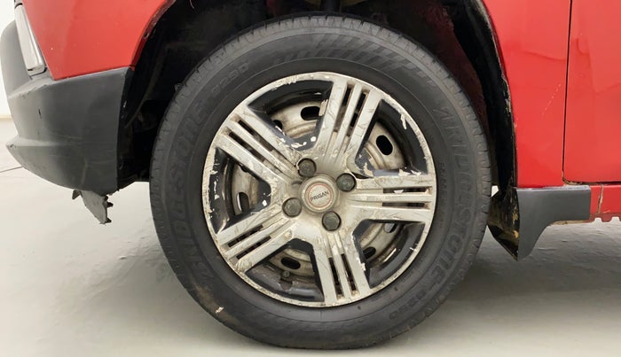 2017 Mahindra Kuv100 K2 6 STR, Petrol, Manual, 50,444 km, Left Front Wheel
