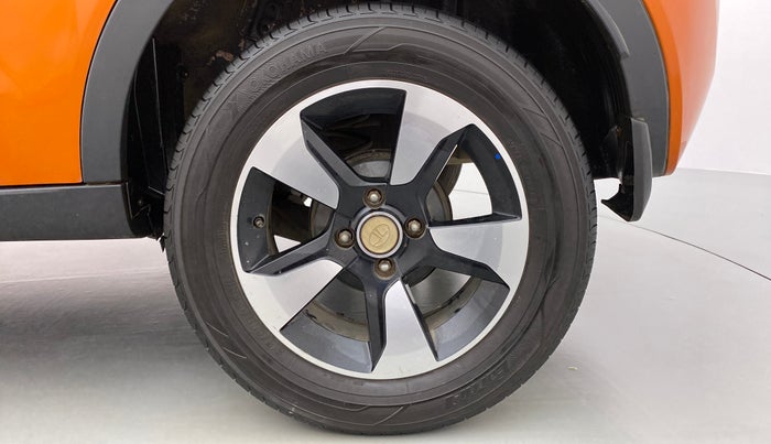 2018 Tata NEXON XZA+ 1.5 Dual Tone, Diesel, Automatic, 49,865 km, Left Rear Wheel