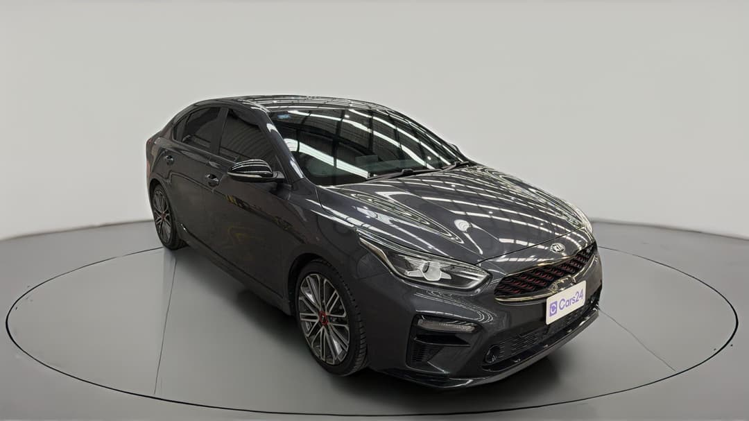 2020 Kia Cerato Gt Safety Pack, Automatic, 131779 km, Right Front Diagonal (45- Degree) View