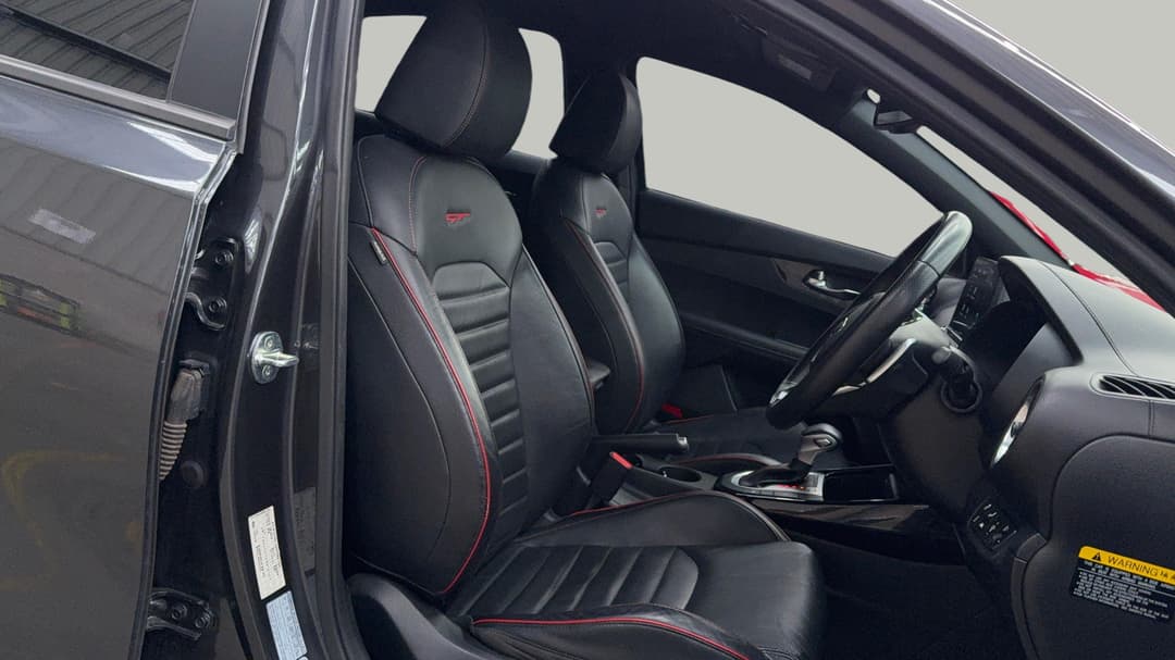 2020 Kia Cerato Gt Safety Pack, Automatic, 131779 km, Right Side Front Door Cabin View