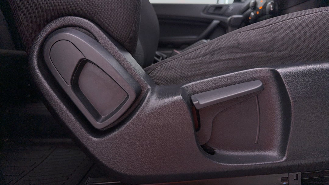 2021 Ford Ranger Xl 2.2 Hi-rider (4x2), Automatic, 123390 km, Drivers Side Adjustment Panel