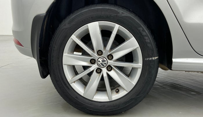 2016 Volkswagen Polo HIGHLINE1.2L PETROL, Petrol, Manual, 64,365 km, Right Rear Wheel