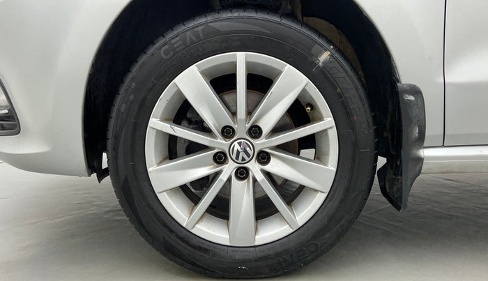 2016 Volkswagen Polo HIGHLINE1.2L PETROL, Petrol, Manual, 64,365 km, Left Front Wheel