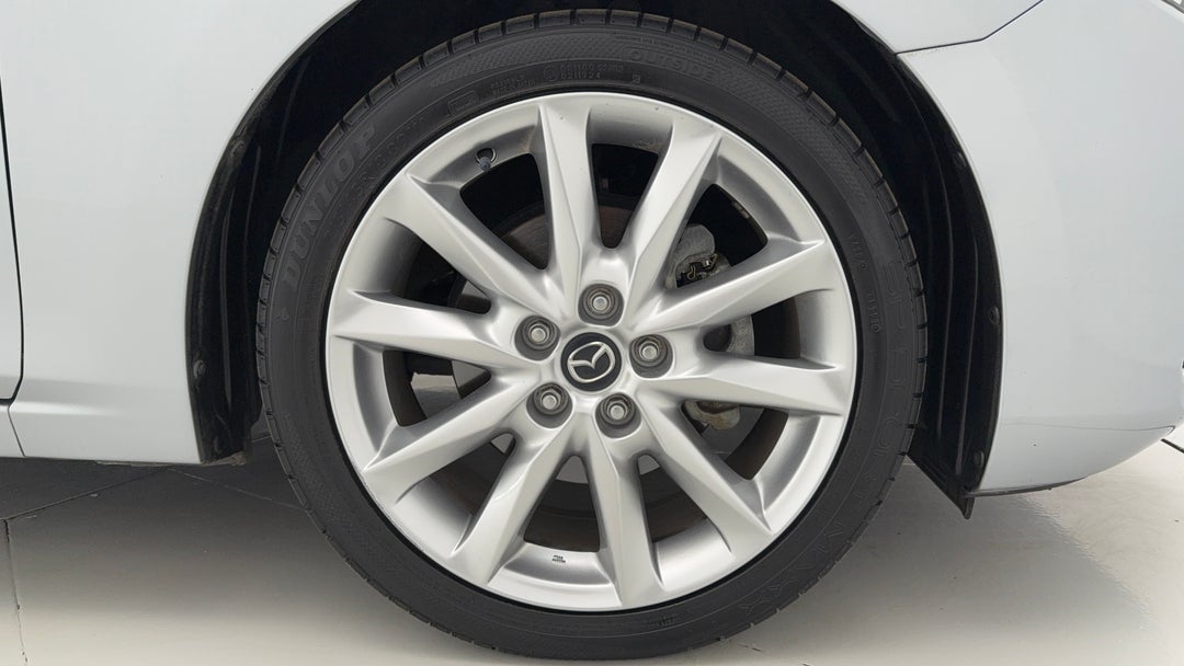 2018 Mazda 3 Sp25, Automatic, 35483 km, Right Front Wheel