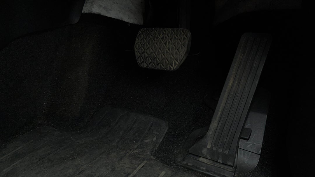 2018 Mazda 3 Sp25, Automatic, 35483 km, Pedals and Footmat